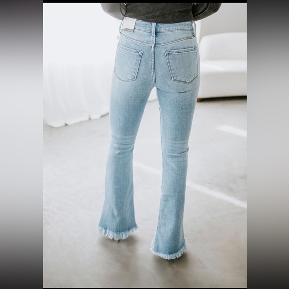 KanCan Parker Bootcut Jeans Size 13/30 Light Wash Split Hemline High Rise - Picture 3 of 15